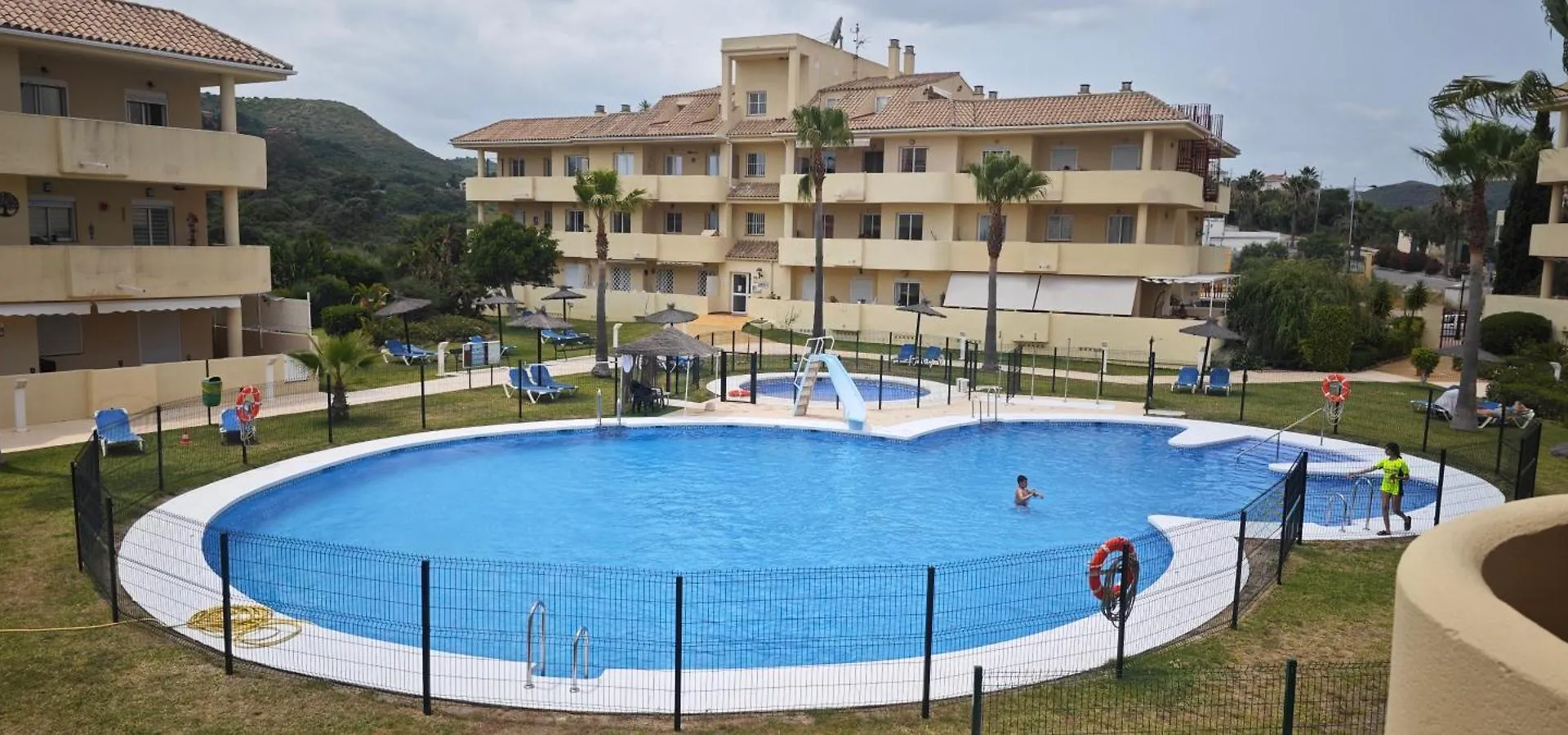 Moderno Apartamento Aldea Beach contacts